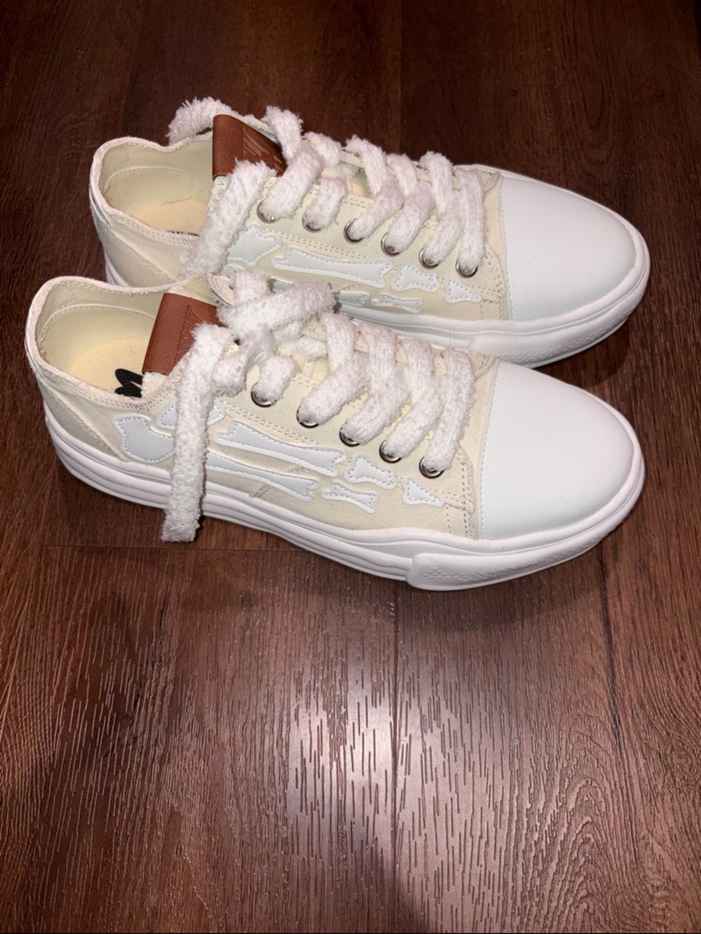 Men's White Low-Top Sneakers with Cream Panels